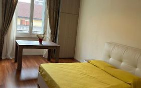 Central Station Milan Apartment